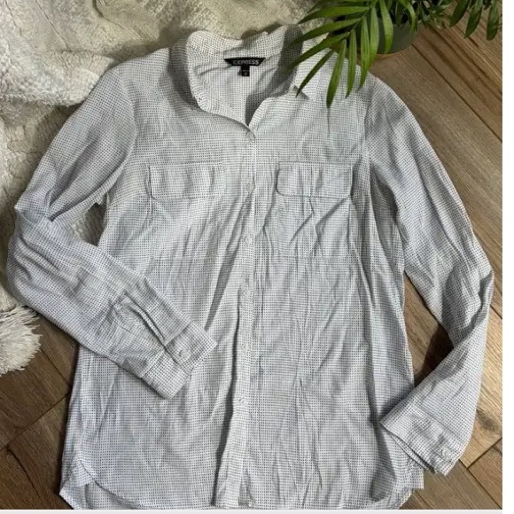 ❗️Sold❗️Express Slim Polka Dot Portofino Shirt - Picture 4 of 4